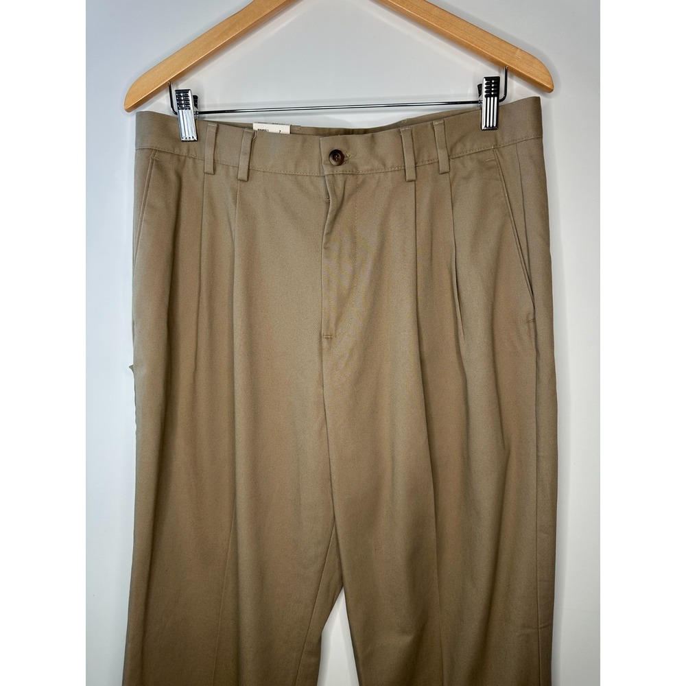 New Dockers Premium Khakis Work Pleated Relaxed Fit Pants Tan Men's 34 x 31 - Picture 3 of 13